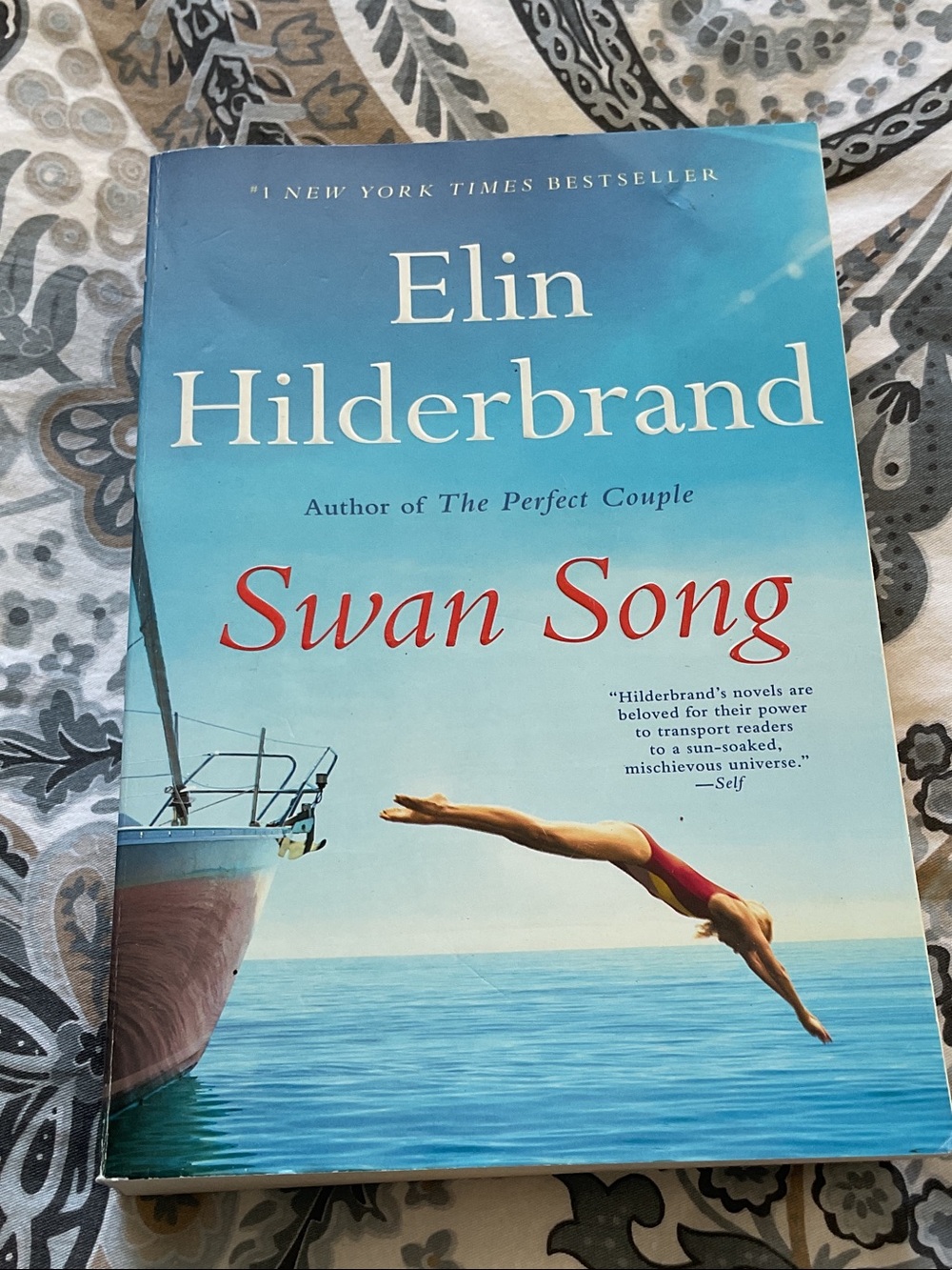 Beach Read-Elon Hilderbrand, Swan Song